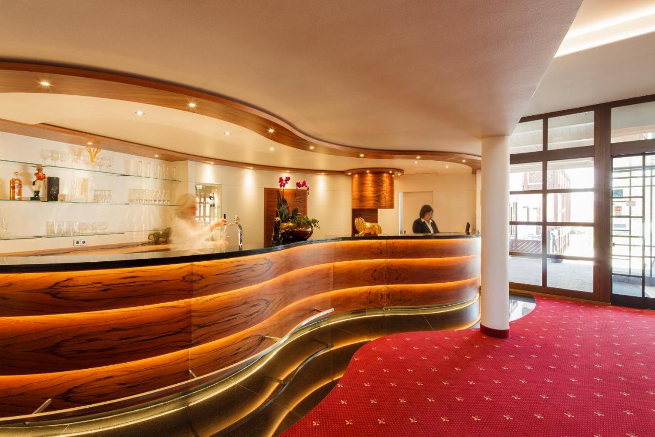Invite Hotel Loewen Freiburg Ngoại thất bức ảnh