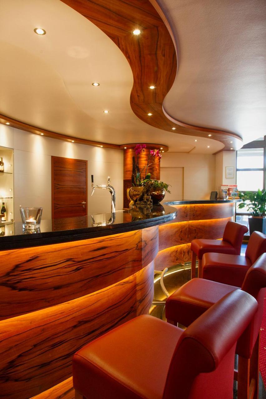 Invite Hotel Loewen Freiburg Ngoại thất bức ảnh