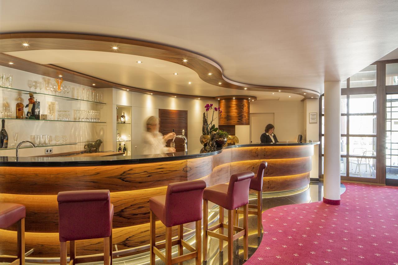 Invite Hotel Loewen Freiburg Ngoại thất bức ảnh